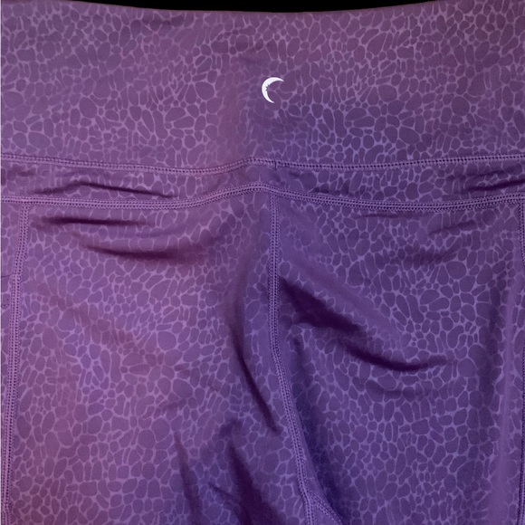 Zyia purple river stone light n tight pocket Capri legging high rise - Picture 6 of 6